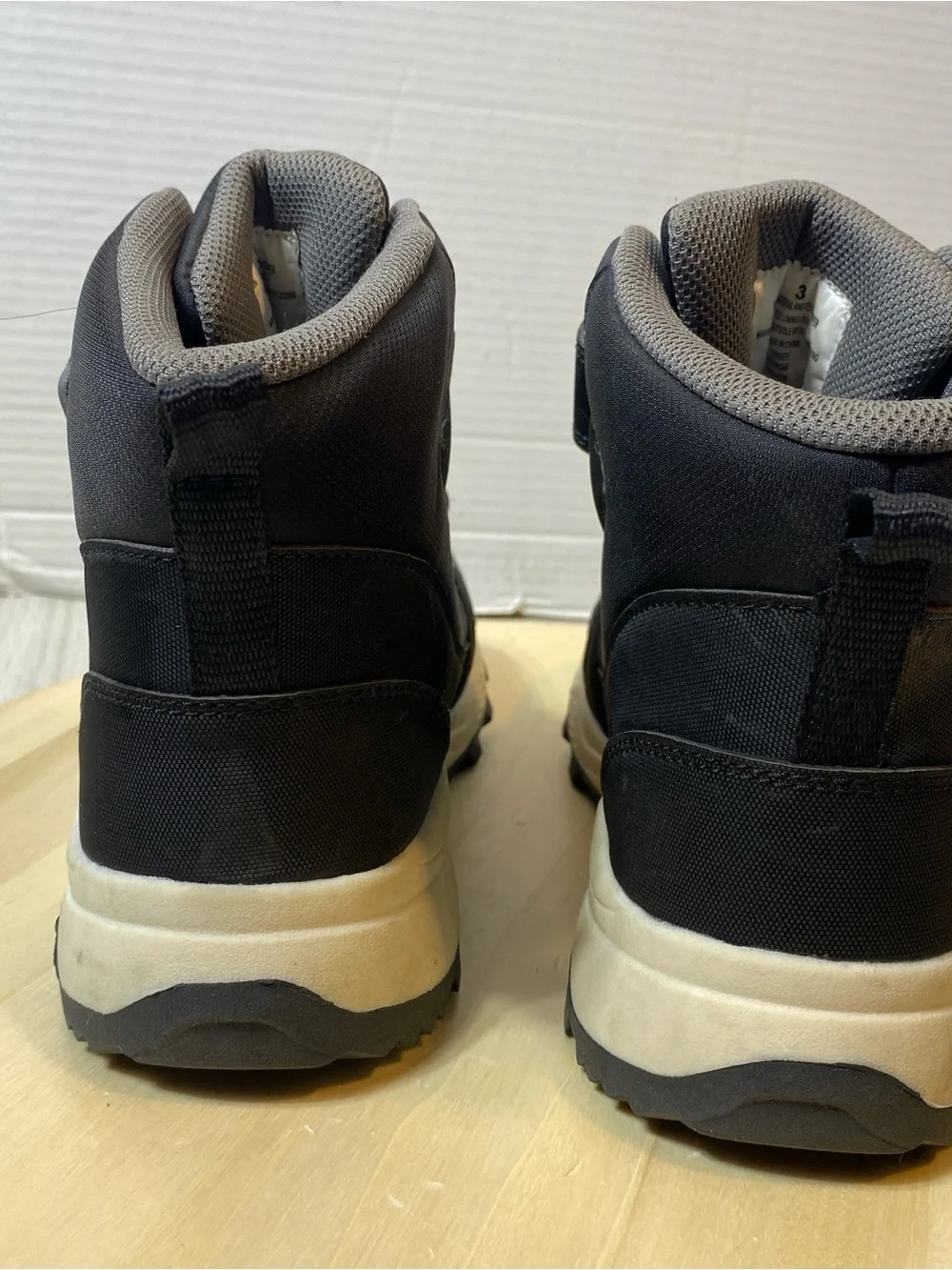 Target All in Motion Kids Winter Snow Boots Size 3 Black Thermolite Insulated
